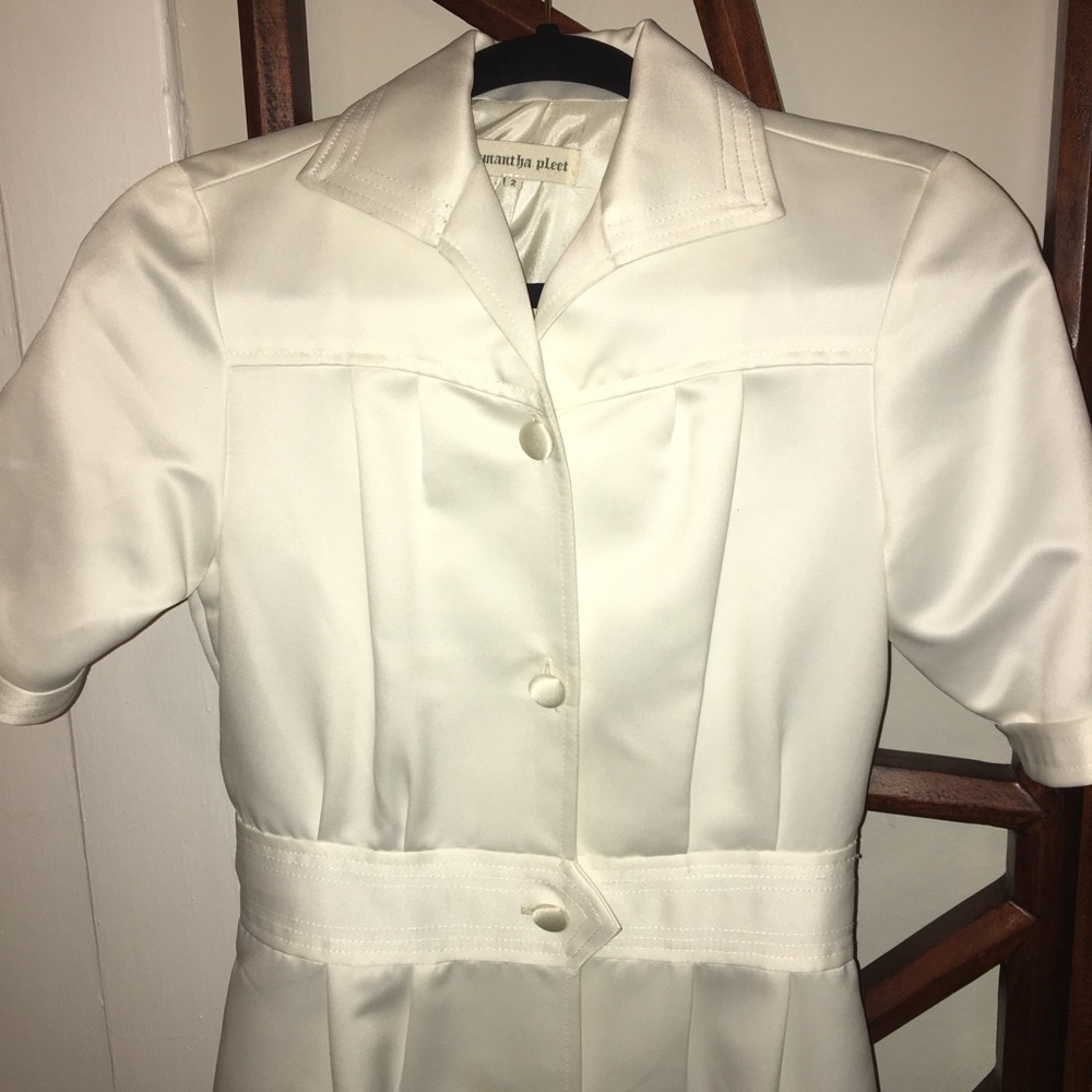 White 3/4 sleeve button down dress